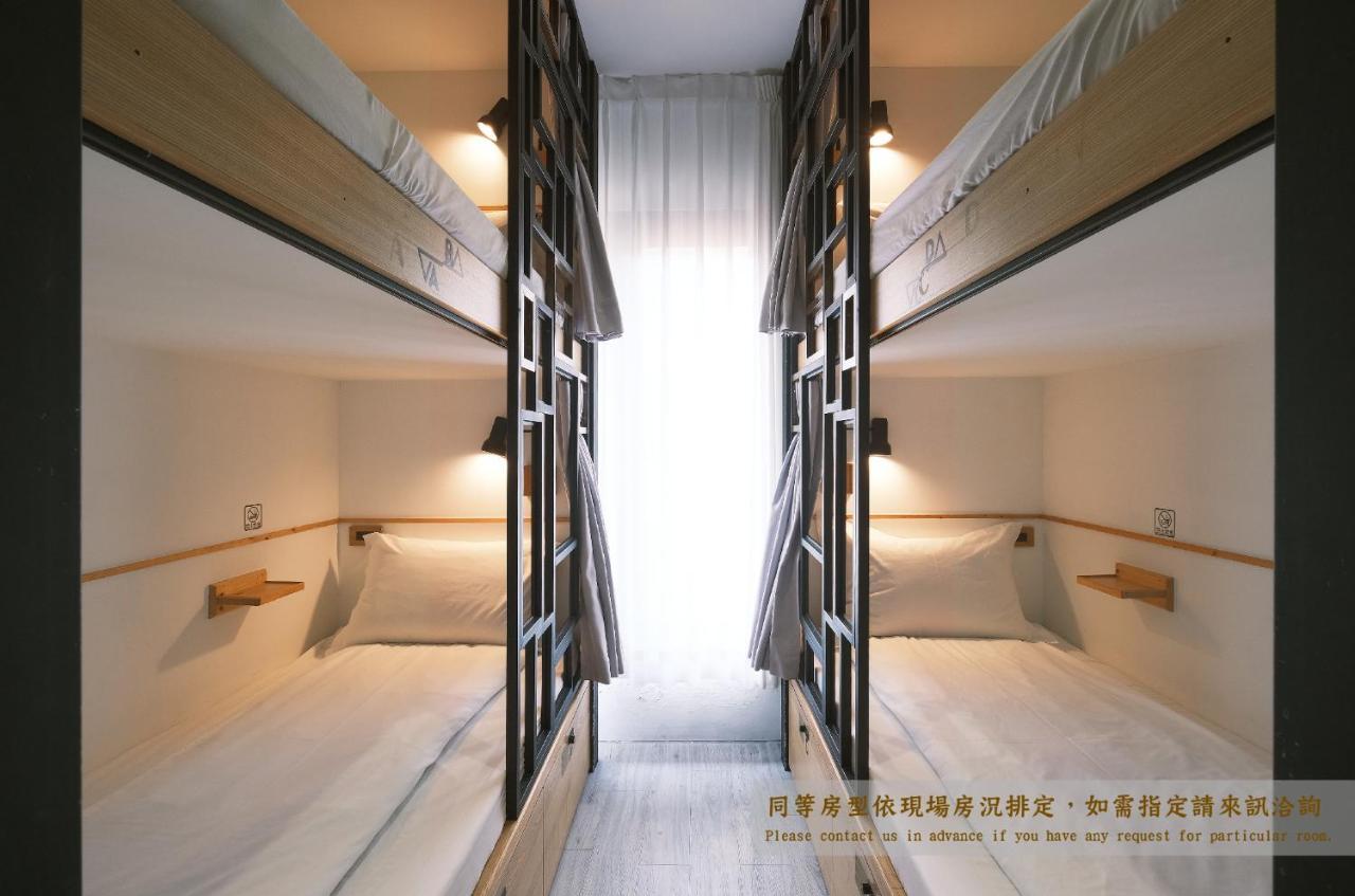 Journey Hostel Тайнань Екстер'єр фото