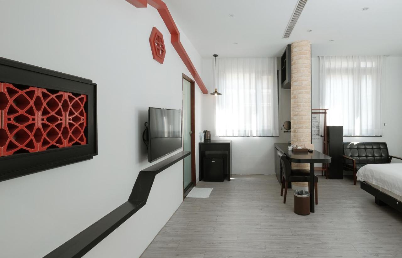 Journey Hostel Тайнань Екстер'єр фото