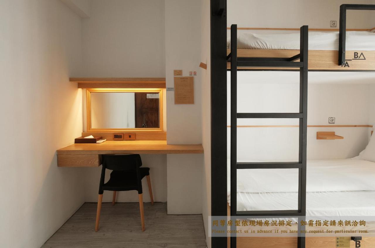 Journey Hostel Тайнань Екстер'єр фото
