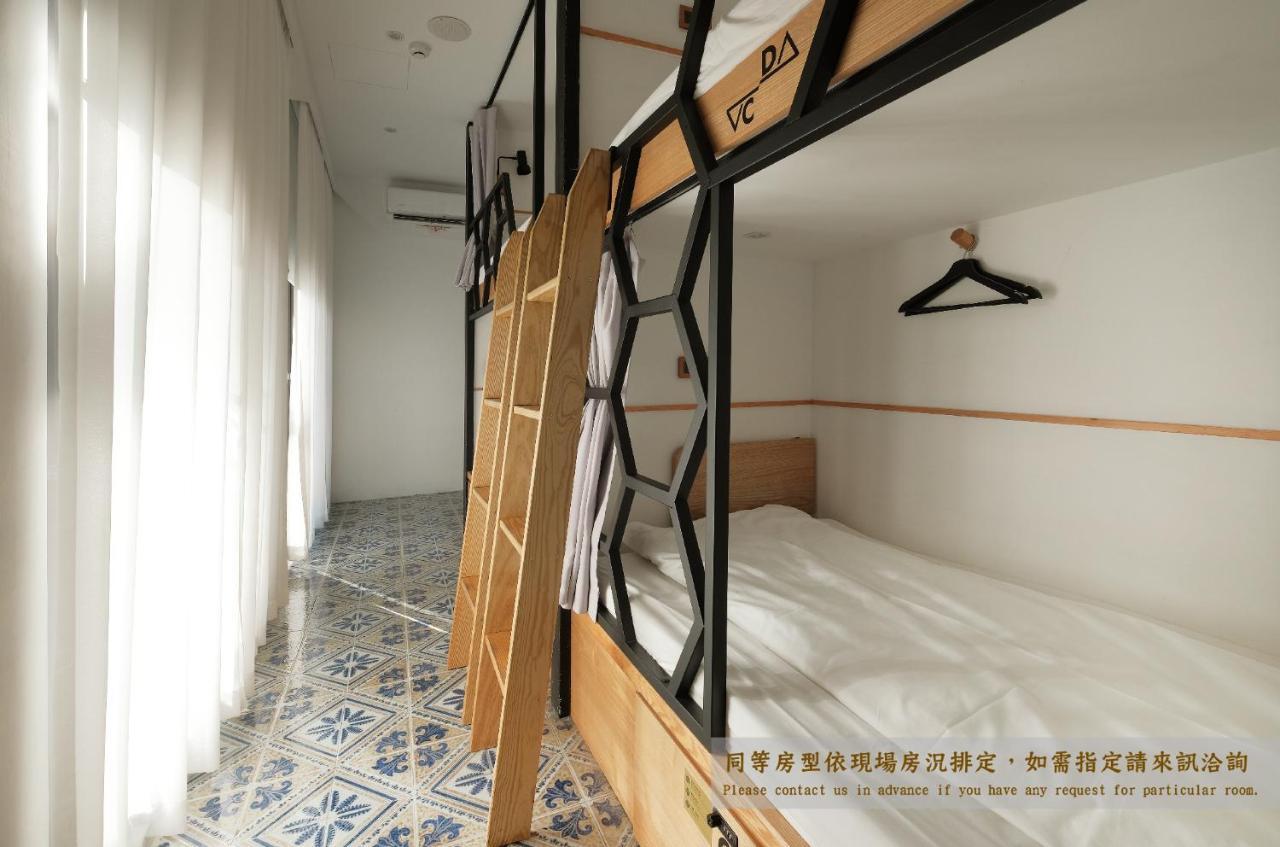 Journey Hostel Тайнань Екстер'єр фото