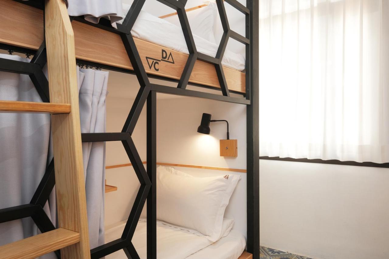 Journey Hostel Тайнань Екстер'єр фото