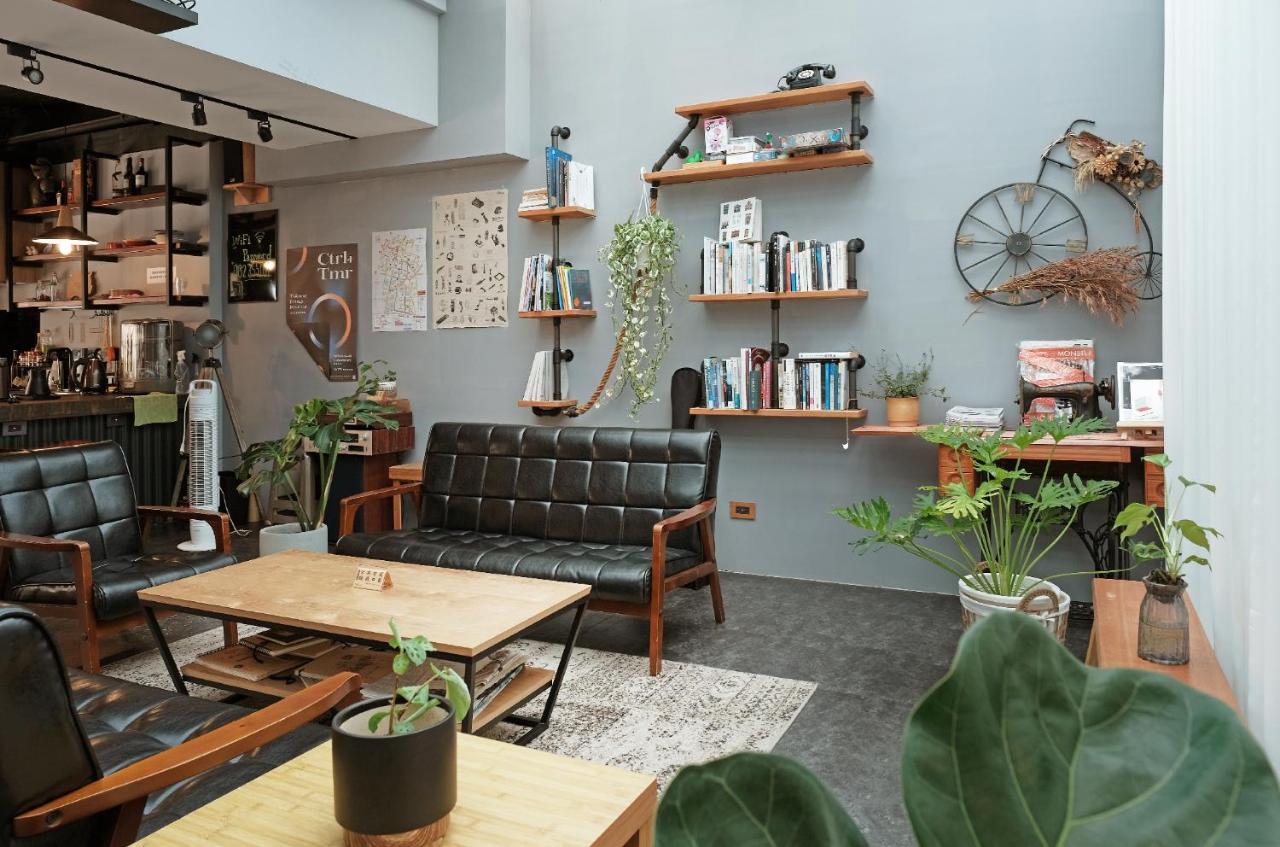 Journey Hostel Тайнань Екстер'єр фото